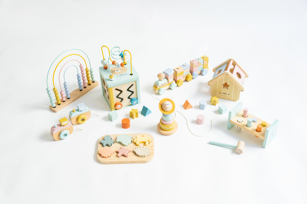Piramida de Stivuire cu Inele Saro Baby ,   Lemn FSC Certificat   Coordonare E i Motricitate 12M+
