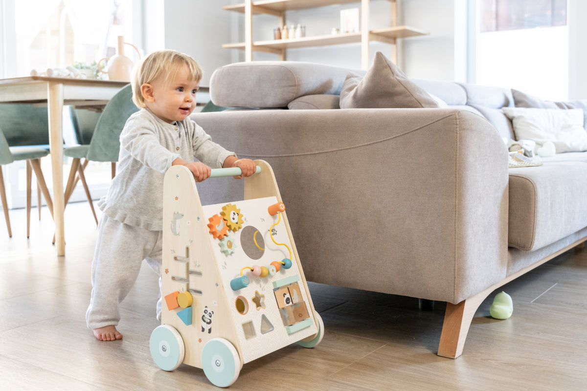 Antemergator cu Activitati din Lemn FSC Saro Baby ,   7 Jocuri Interactive, Roti Anti-Alunecare   Montessori 12M+