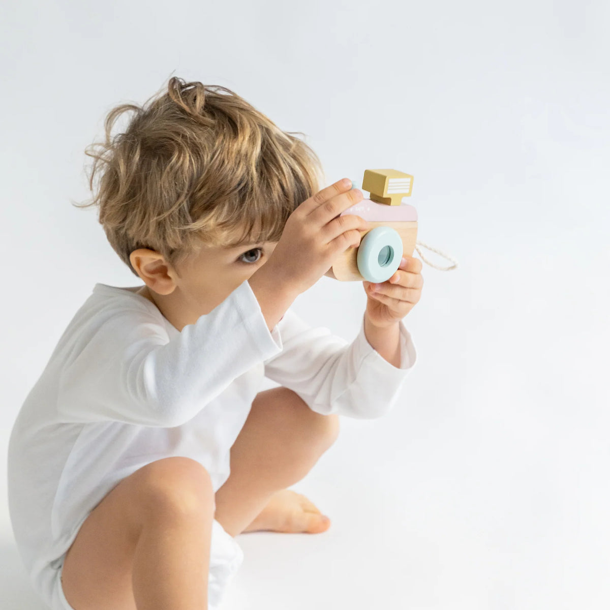 Camera Foto cu Caleidoscop Saro Baby ,   Jucarie din Lemn FSC, Roz   Joc de Imitatie 24M+